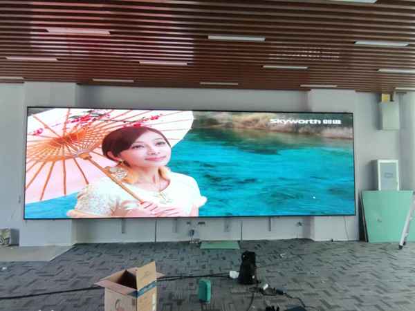 中江P1.53led小间距屏安装案例